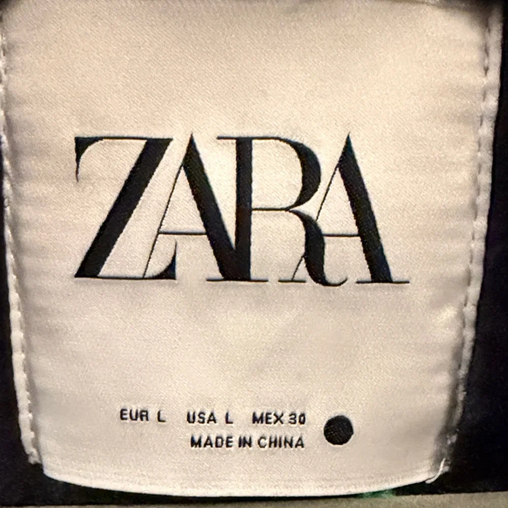 Zara Women's Black Faux Shearling Bomber Jacket - Picture 2 of 9